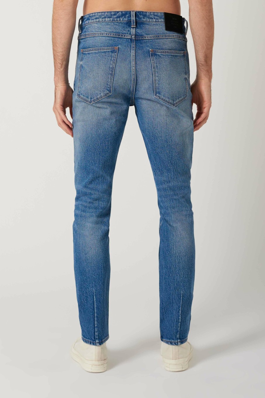 MENS Neuw Denim | Ray Tapered - Model