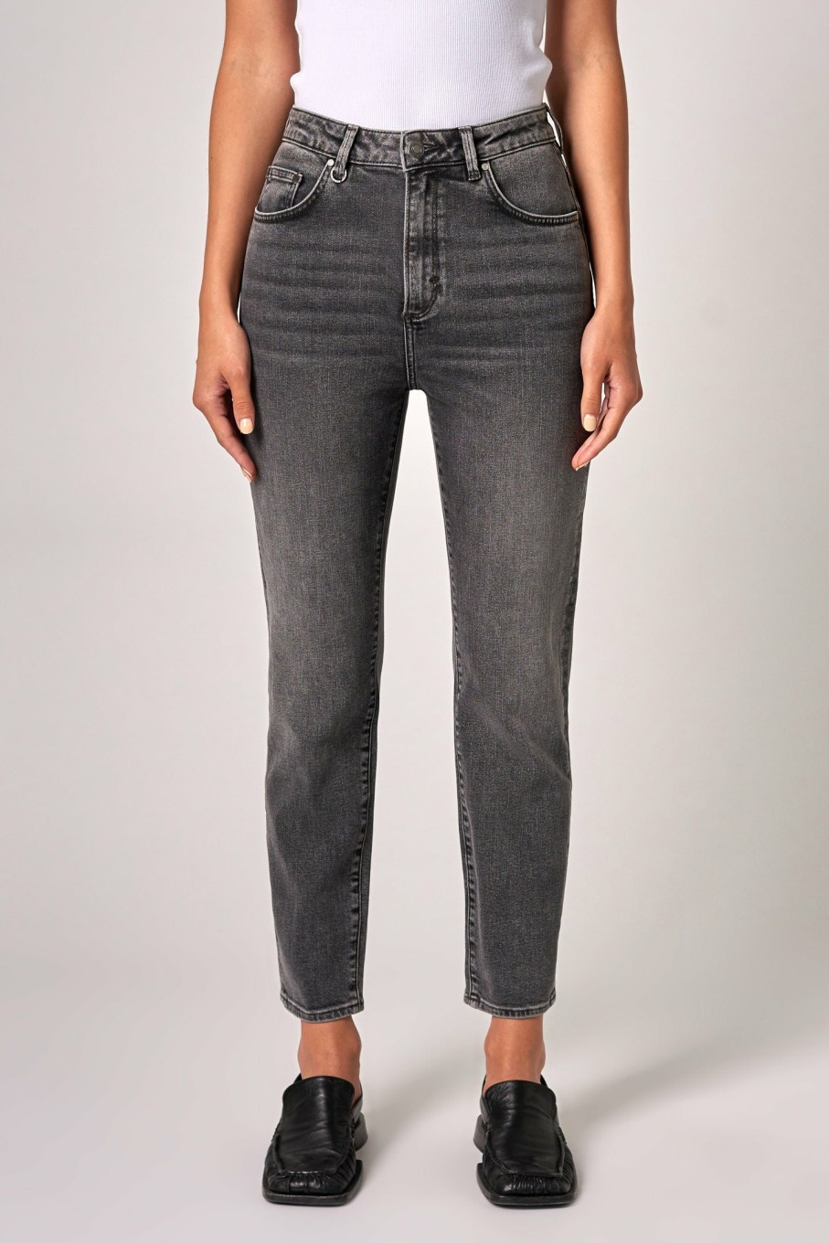 WOMENS Neuw Denim | Lola Mom - Forum